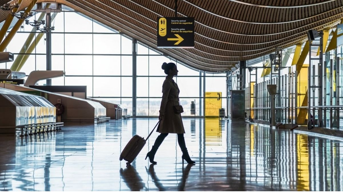 Winter Storm Grounds Hundreds — Chicago, Denver, NYC Hit Hardest