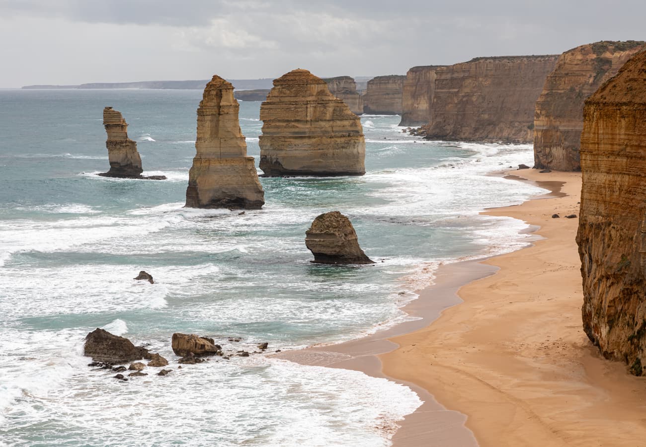 Limestone stacks and ocean surf along Port Campbell National Park