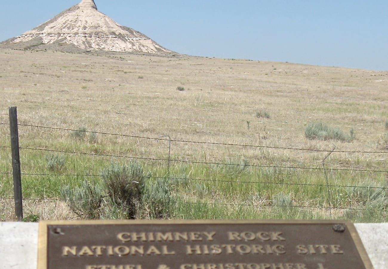 Towering natural sandstone spire of Chimney Rock in western Nebraska