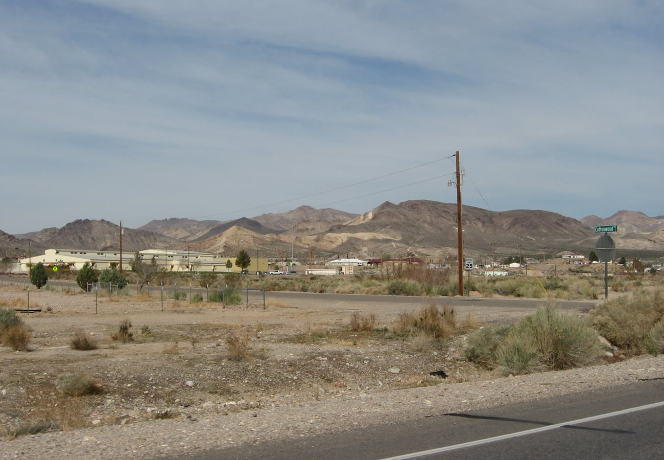 Wide open mountain and desert scenery along US Route 6 in Nevada
