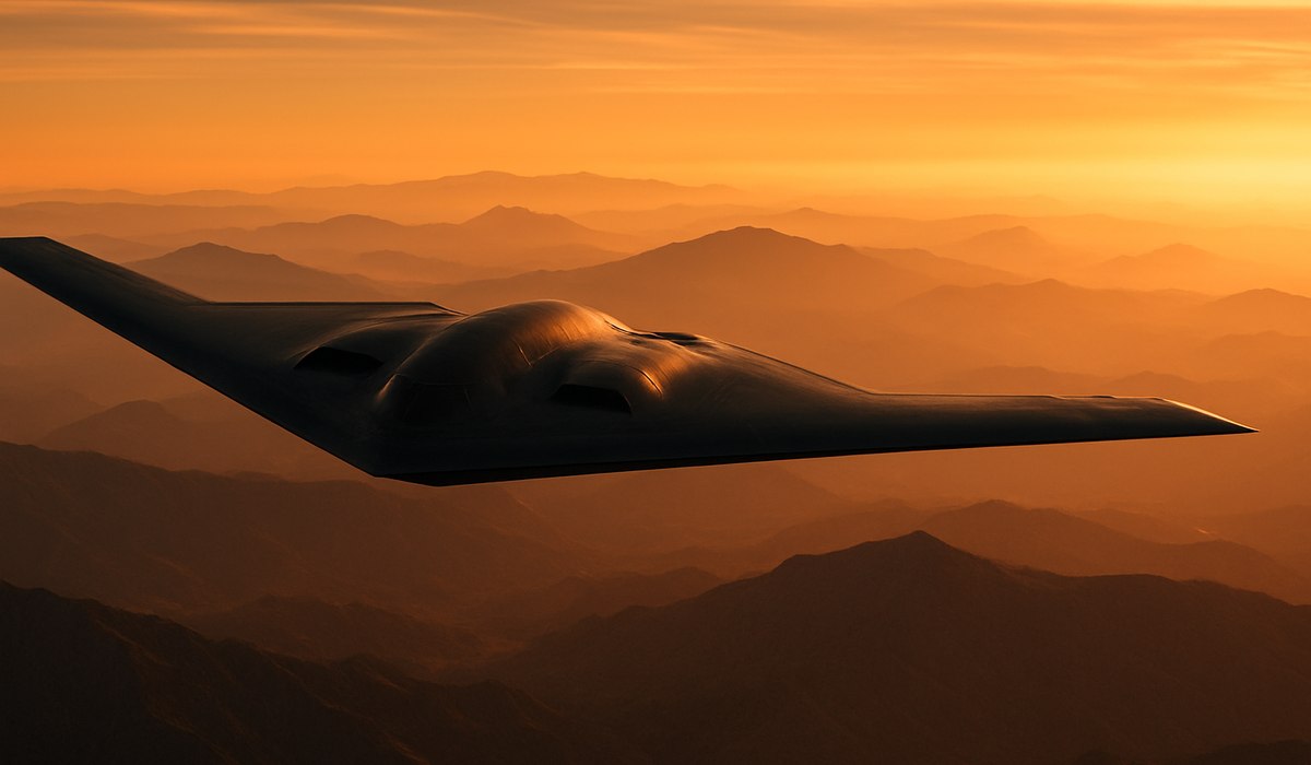 B-21 Raider Comparison: Next-Gen Bomber Replaces B-1B in 2027