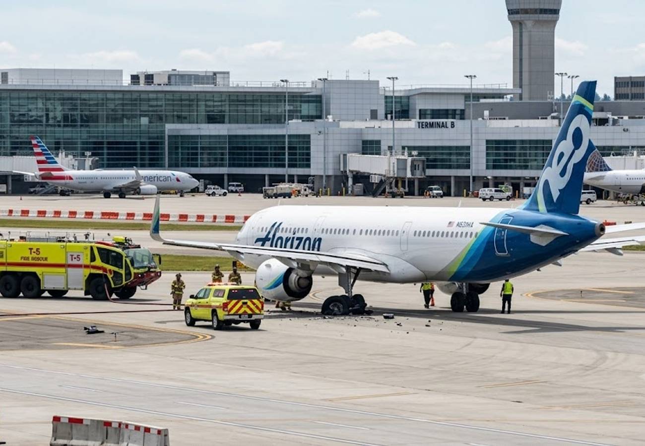 American Airlines Jet Blows Two Tires at Chicago O'Hare: Fourth Tire Failure in Two Weeks