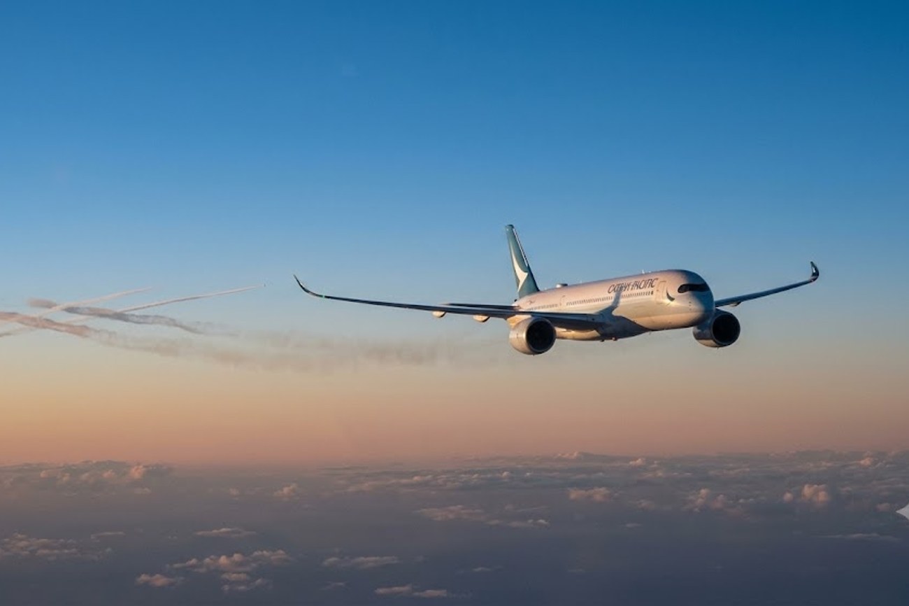 Cathay Pacific and Google Deploy AI to Mitigate Aircraft Contrail Warming